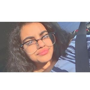 Meet your Posher, Jade